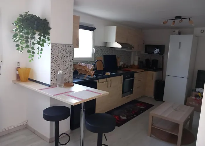 شقة Sud - Les Bruyeres- T4 59m2 Climatise