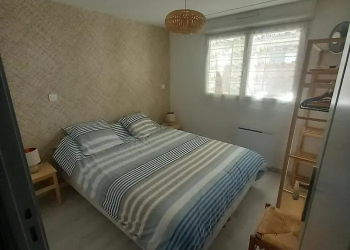 Sud - Les Bruyeres- T4 59m2 Climatise شقة *