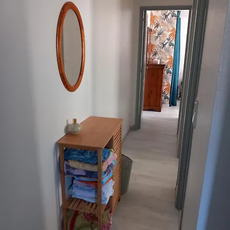 Sud - Les Bruyeres- T4 59m2 Climatise Apartment